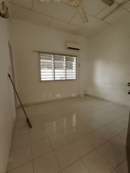 1.5-storey Terraced House for Rent in Taman Pelangi (Johor Bahru) - Jim Ng - Interior - PropertyGuru.com.my
