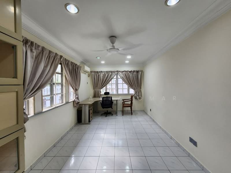 Rumah Berkembar untuk Dijual di Shah Alam (Selangor) - Nur Alia Omar - Study - PropertyGuru.com.my