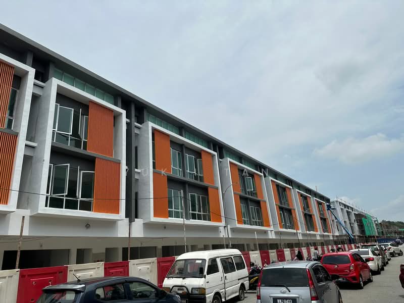 Shop / Office for Rent in Rawang (Selangor) - Yukii Tan - Exterior - PropertyGuru.com.my