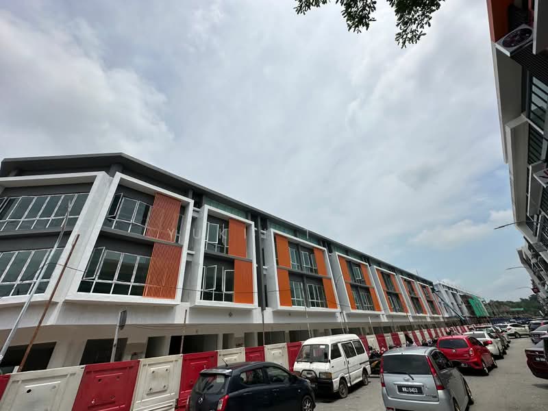 Shop / Office for Rent in Rawang (Selangor) - Yukii Tan - Exterior - PropertyGuru.com.my