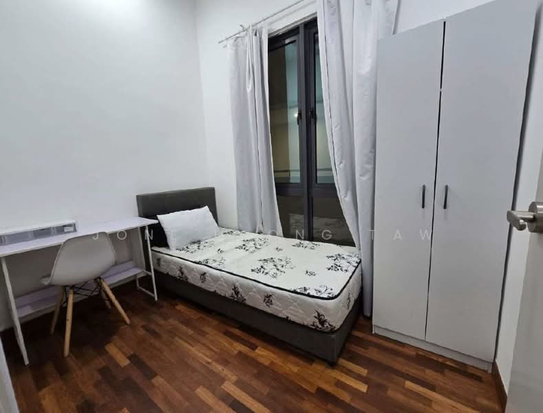 Kediaman Servis untuk Dijual di Pacific Star - JONE HOONG TAW - Bedroom - PropertyGuru.com.my