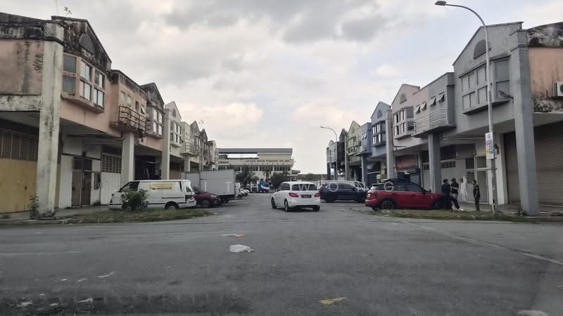 Terrace Factory for Sale in Bandar Pinggiran Subang (Shah Alam) - Smith Wong - Exterior - PropertyGuru.com.my