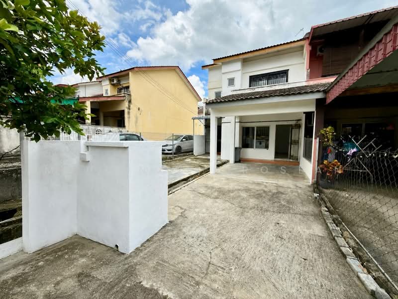 Rumah Teres untuk Dijual di Taman Pinggiran Senawang (Sungai Gadut) - Mohd Nazri Roslan - PropertyGuru.com.my