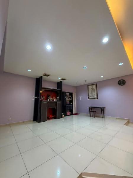 Rumah Berkembar untuk Dijual di Bandar Indahpura (Kulai) - Caryn Ter - Living Room - PropertyGuru.com.my