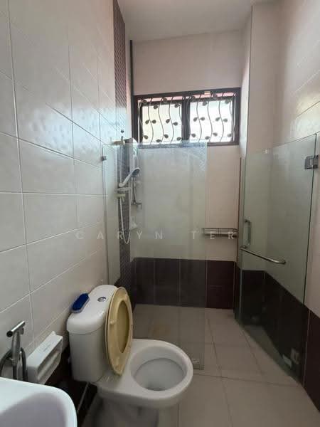 Rumah Berkembar untuk Dijual di Bandar Indahpura (Kulai) - Caryn Ter - Bathroom - PropertyGuru.com.my