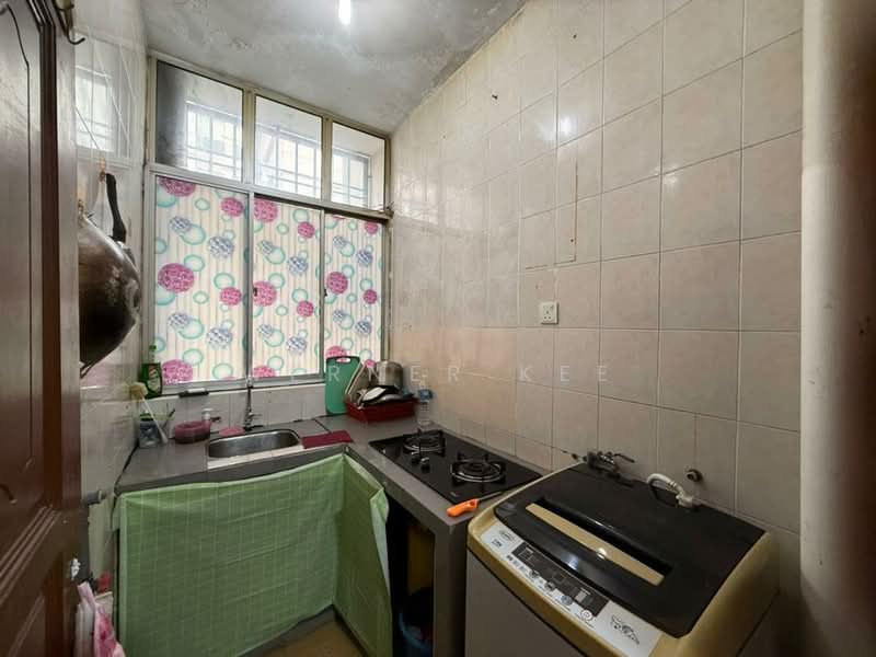 Apartment for Sale at Prima Regency - Werner Kee - Kitchen - PropertyGuru.com.my