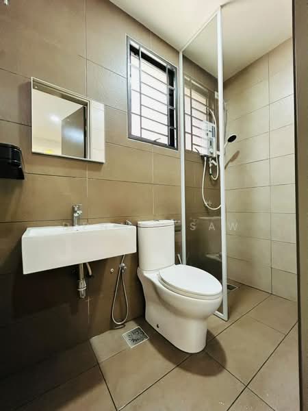 Rumah Bandar untuk Disewa di Kajang (Selangor) - Dennis Saw - Bathroom - PropertyGuru.com.my