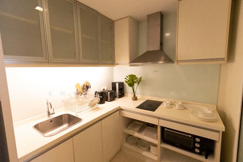 Service Residence for Sale at Cormar Suites (Fraser Place (Lot 163)) - Kweenie Chong - Kitchen - PropertyGuru.com.my