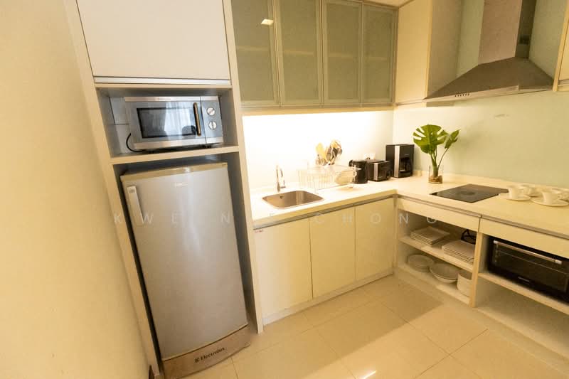 Service Residence for Sale at Cormar Suites (Fraser Place (Lot 163)) - Kweenie Chong - Kitchen - PropertyGuru.com.my