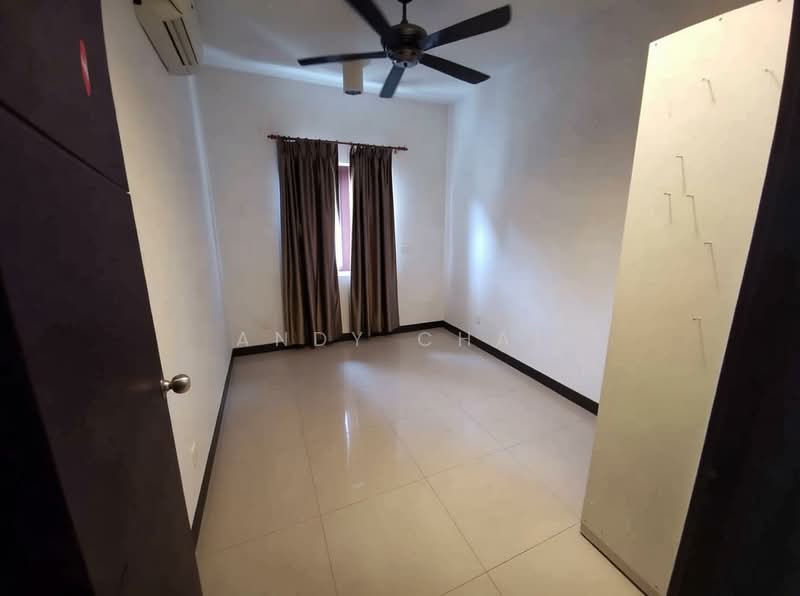 Pangsapuri untuk Dijual di Desa Idaman Residences - Andy Chai - Bedroom - PropertyGuru.com.my