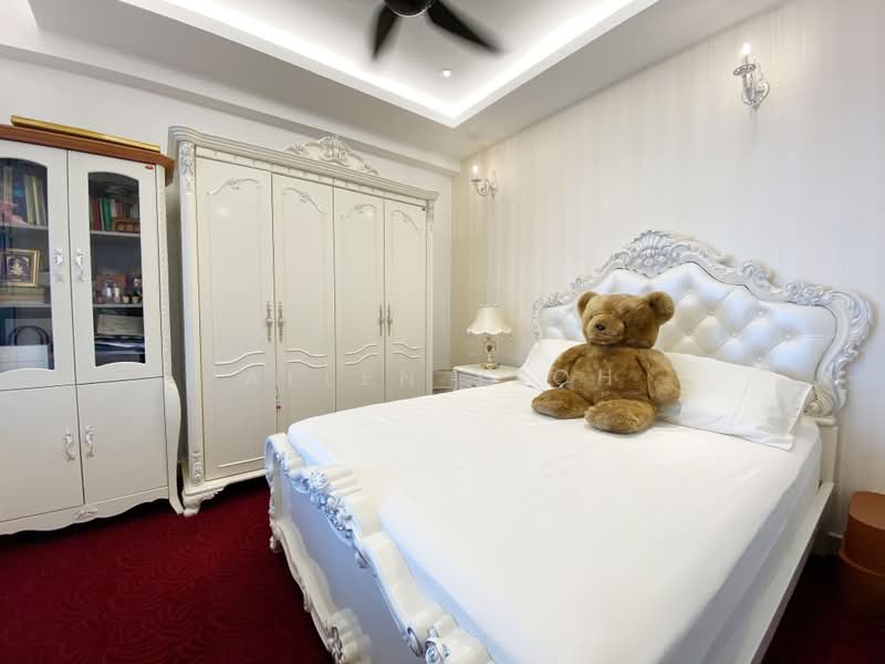 Kondominium untuk Dijual di Tropicana Bay Residences - Allen Yeoh - Bedroom - PropertyGuru.com.my