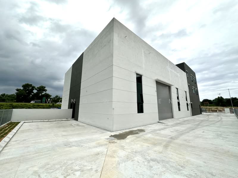 Kilang Berkembar untuk Disewa di Rawang Corporate Industrial Park (Rawang) - Wong Wen Heng - Exterior - PropertyGuru.com.my