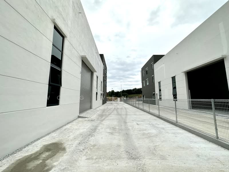 Kilang Berkembar untuk Disewa di Rawang Corporate Industrial Park (Rawang) - Wong Wen Heng - Exterior - PropertyGuru.com.my