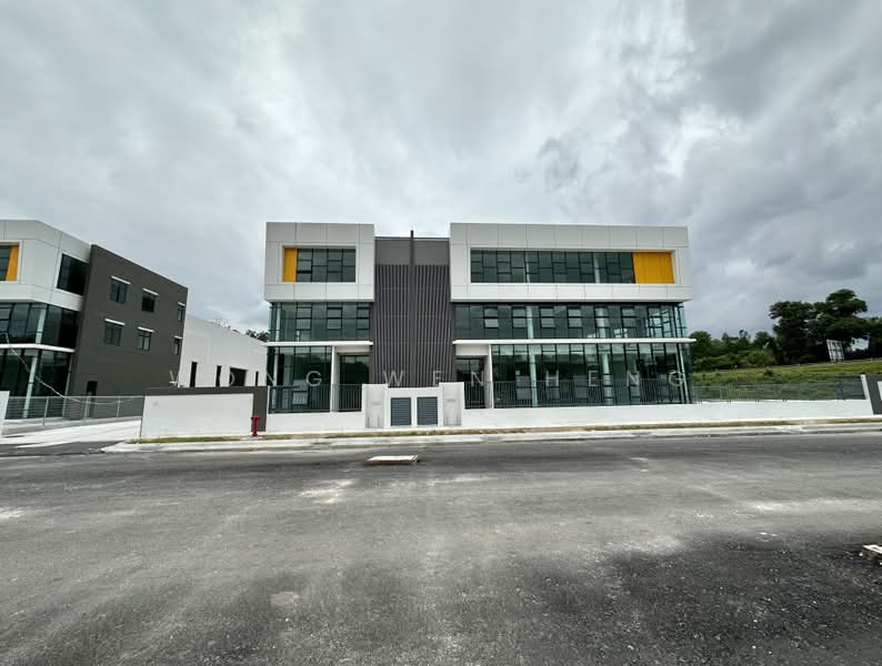 Kilang Berkembar untuk Disewa di Rawang Corporate Industrial Park (Rawang) - Wong Wen Heng - Exterior - PropertyGuru.com.my