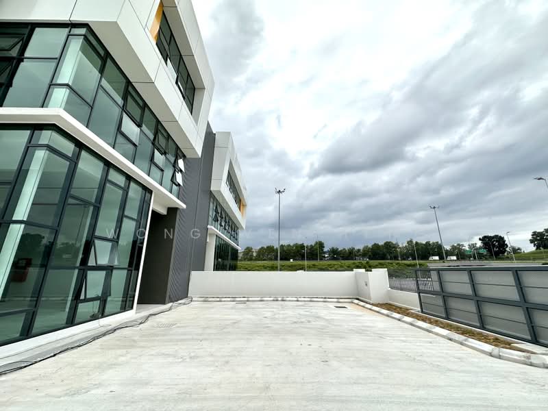 Kilang Berkembar untuk Disewa di Rawang Corporate Industrial Park (Rawang) - Wong Wen Heng - Exterior - PropertyGuru.com.my