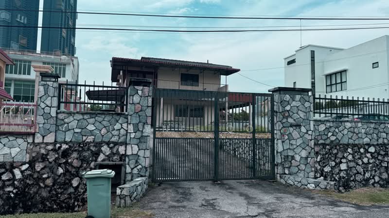 Bungalow House for Sale in Taman Midah (Cheras) - Dlynie Ooi - Exterior - PropertyGuru.com.my