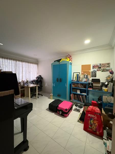 Rumah Teres 2.5-Tingkat untuk Dijual di Taman Bukit Desa (Taman Desa) - Alan Lee - Study - PropertyGuru.com.my