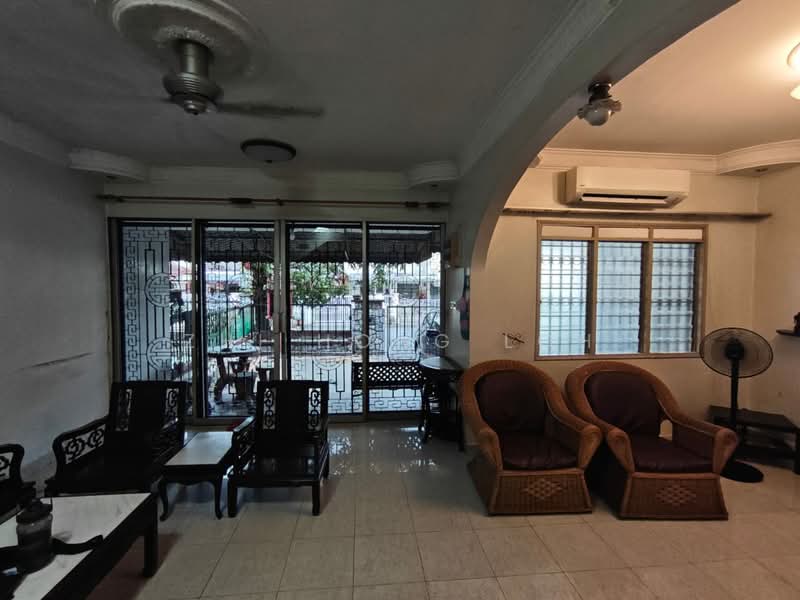 Rumah Teres 2-Tingkat untuk Dijual di Taman Genting (Setapak) - Zhi Hong Loh - Living Room - PropertyGuru.com.my
