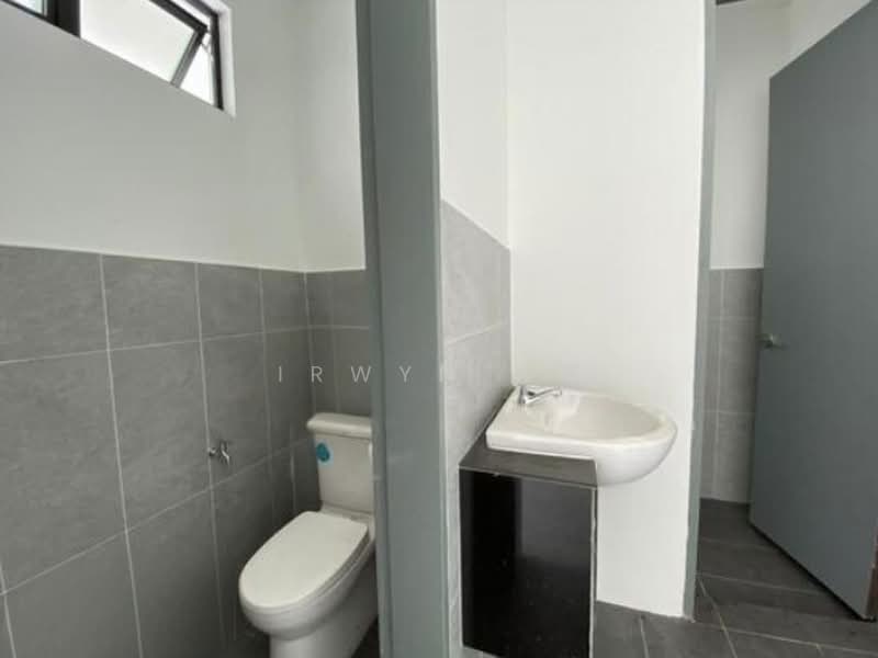 Shop / Office for Sale in Eco Business Park 1 (Johor Bahru) - Irwyn Ng - Bathroom - PropertyGuru.com.my