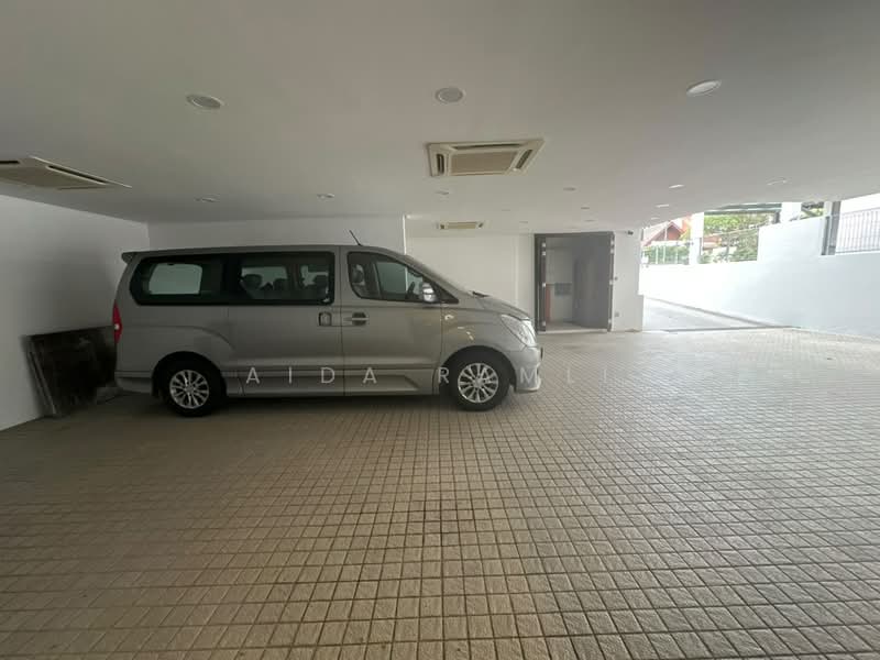 Bungalow House for Sale in Bukit Jelutong (Shah Alam) - Aida Ramli - PropertyGuru.com.my
