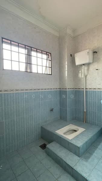 Rumah Teres 2-Tingkat untuk Disewa di Klang (Selangor) - Hong Ng - Bathroom - PropertyGuru.com.my