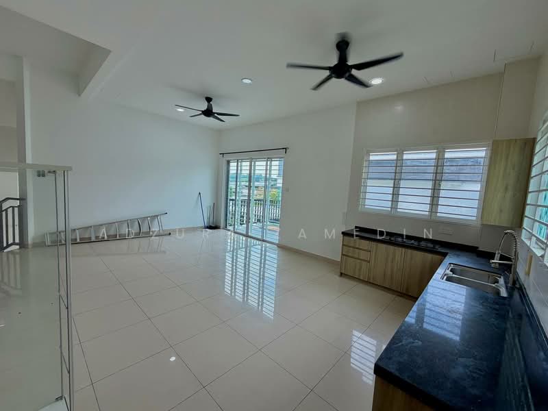 Bungalow House for Sale in Kajang (Selangor) - Adzura Zamedin - Living Room - PropertyGuru.com.my