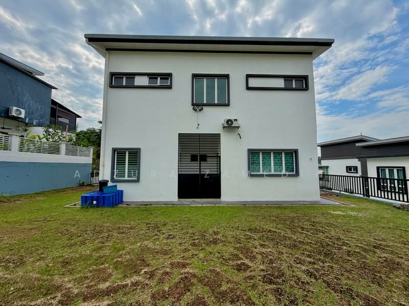 Bungalow House for Sale in Kajang (Selangor) - Adzura Zamedin - Exterior - PropertyGuru.com.my