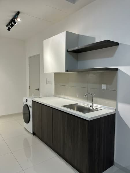 Service Residence for Sale at Majestic Residence - Keith Yap - Kitchen - PropertyGuru.com.my