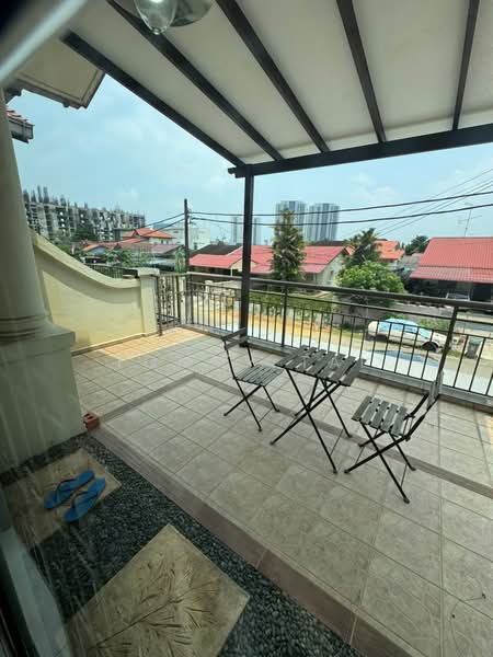 Rumah Teres 2-Tingkat untuk Disewa di Taman Century (Johor Bahru) - Tommy Tai - Balcony - PropertyGuru.com.my