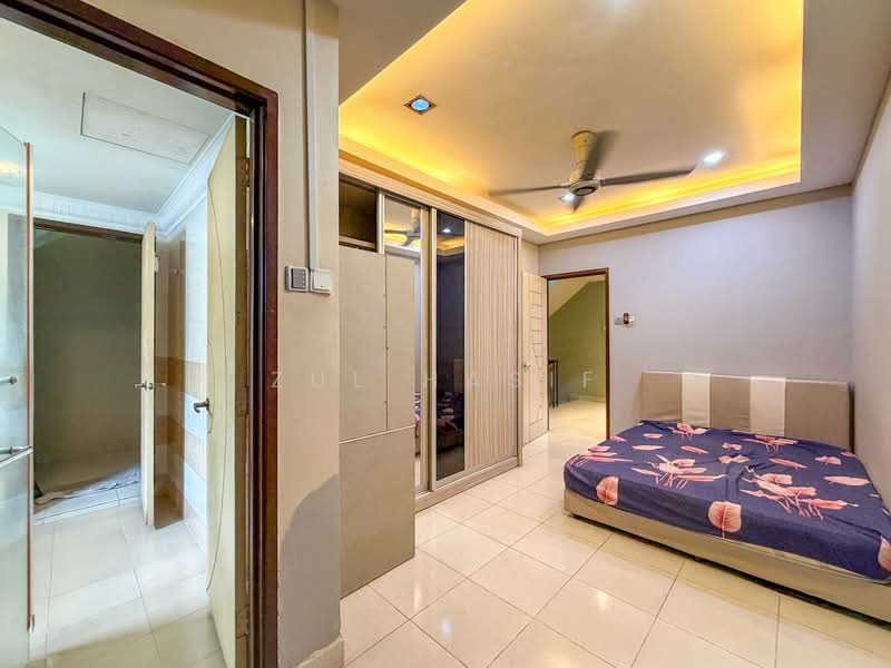 Rumah Teres 3-Tingkat untuk Dijual di Sentosa Villa (Kajang) - Zul Hasif - PropertyGuru.com.my