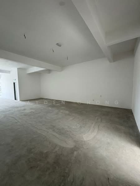 Shop for Rent in Austin Crest (Johor Bahru) - Hayden Chong - Interior - PropertyGuru.com.my