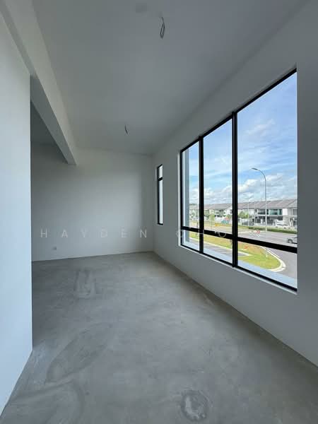 Shop for Rent in Austin Crest (Johor Bahru) - Hayden Chong - Interior - PropertyGuru.com.my