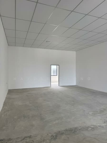 Shop for Rent in Austin Crest (Johor Bahru) - Hayden Chong - Interior - PropertyGuru.com.my