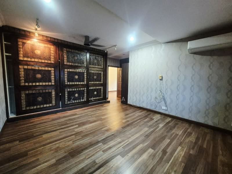 Rumah Berkembar untuk Dijual di Saujana Impian (Kajang) - Zul Hasif - PropertyGuru.com.my