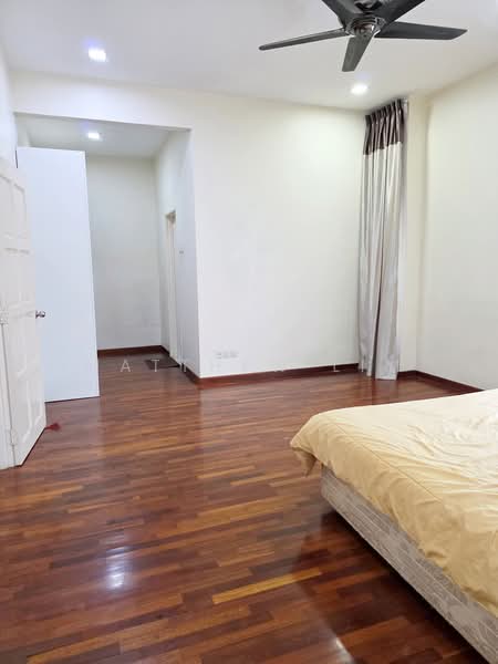 Semi-Detached House for Sale in Bandar Parklands (Klang) - Matthew Lim - Bedroom - PropertyGuru.com.my