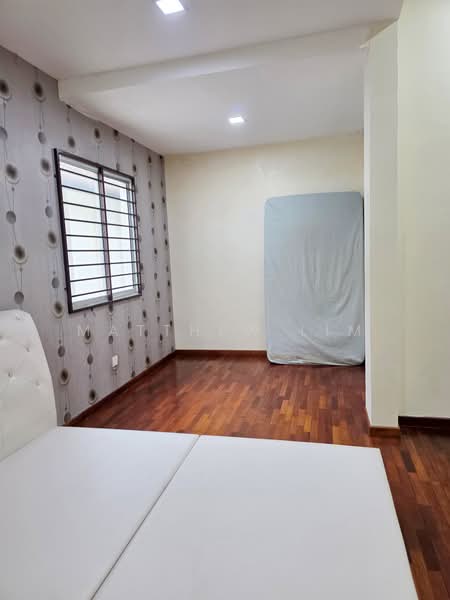 Semi-Detached House for Sale in Bandar Parklands (Klang) - Matthew Lim - Bedroom - PropertyGuru.com.my