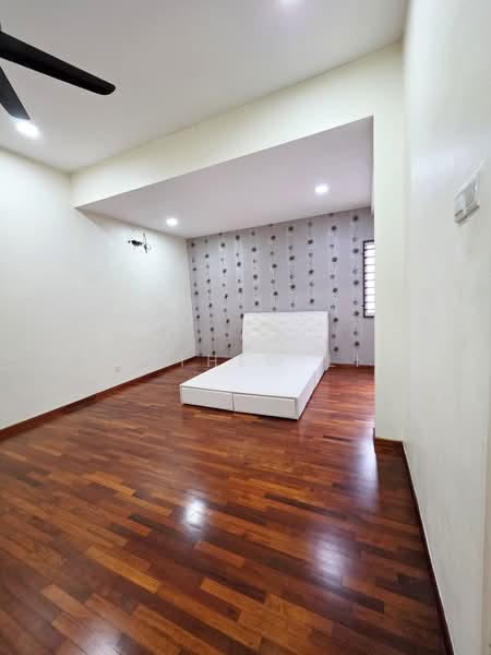 Semi-Detached House for Sale in Bandar Parklands (Klang) - Matthew Lim - Bedroom - PropertyGuru.com.my