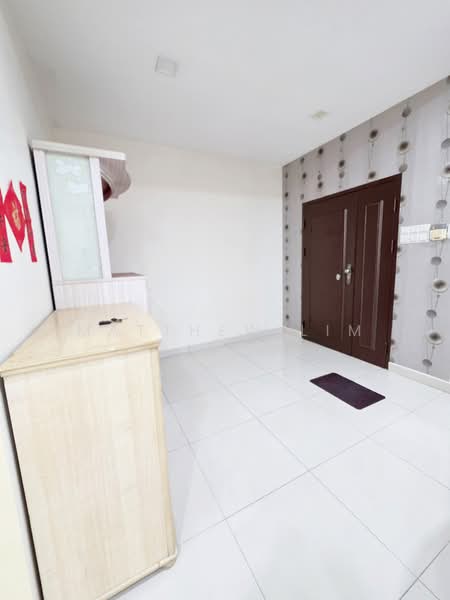 Semi-Detached House for Sale in Bandar Parklands (Klang) - Matthew Lim - Entrance - PropertyGuru.com.my