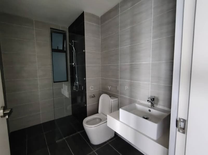Service Residence for Sale at Trion @ KL - Lic Yip - Bathroom - PropertyGuru.com.my