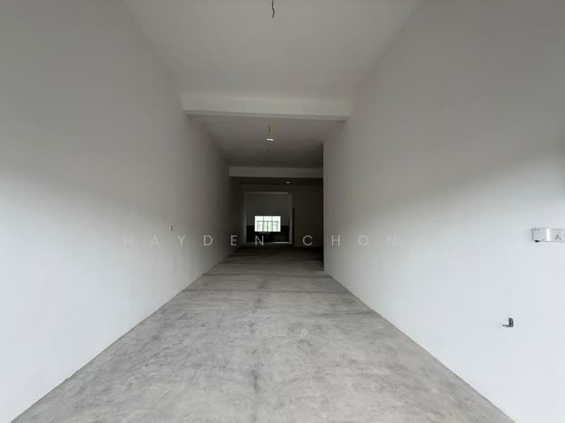Kedai untuk Disewa di Austin Crest (Johor Bahru) - Hayden Chong - Interior - PropertyGuru.com.my