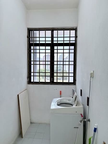 Pangsapuri untuk Dijual di Desa Universiti - Ang Lee Theng - Interior - PropertyGuru.com.my
