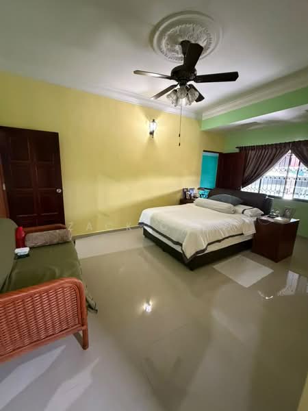Semi-Detached House for Sale in Taman Iskandar (Johor Bahru) - Zack Chow - Bedroom - PropertyGuru.com.my