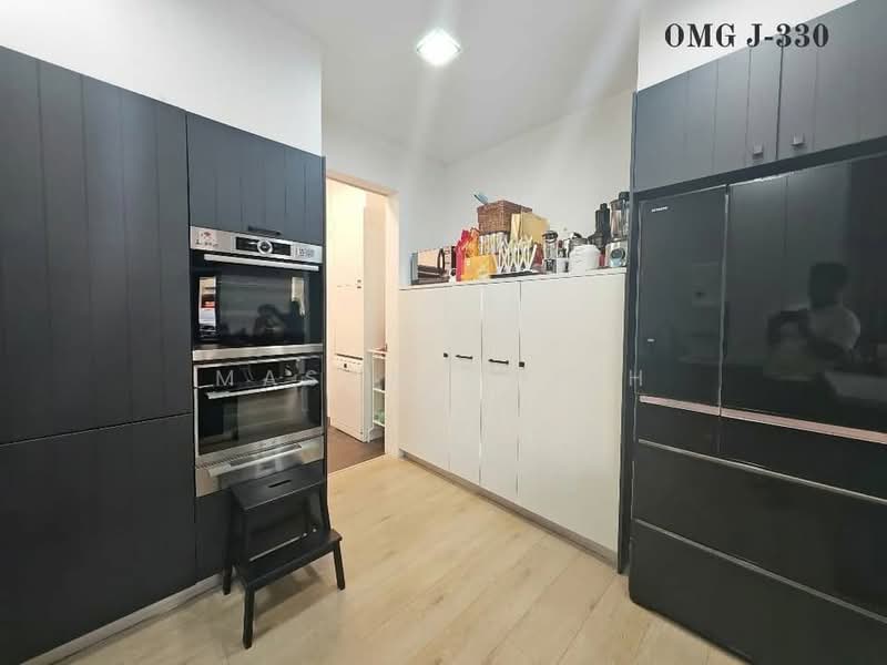 Cluster House for Sale in Setia Utama (Setia Alam) - Mason Chiah - Kitchen - PropertyGuru.com.my
