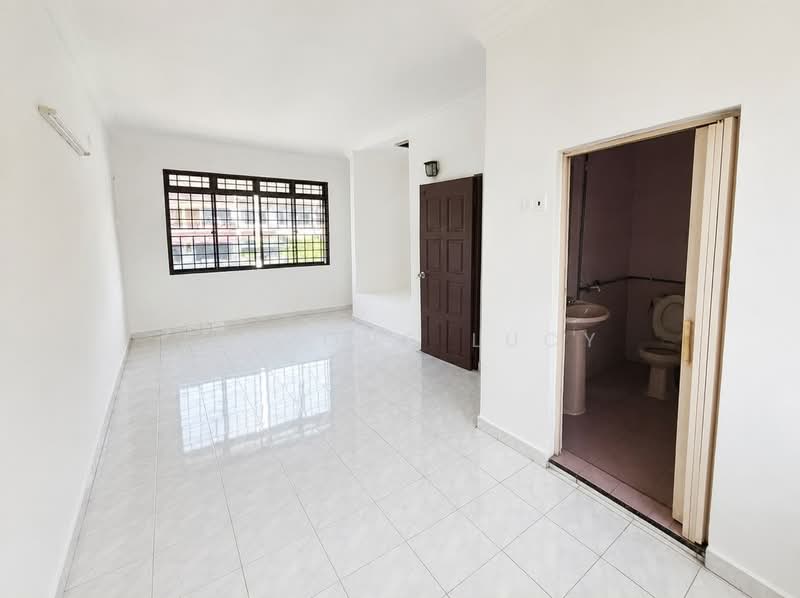 Rumah Teres 2-Tingkat untuk Dijual di Taman Johor Jaya (Johor Bahru) - Au Yong Lucy - Living Room - PropertyGuru.com.my