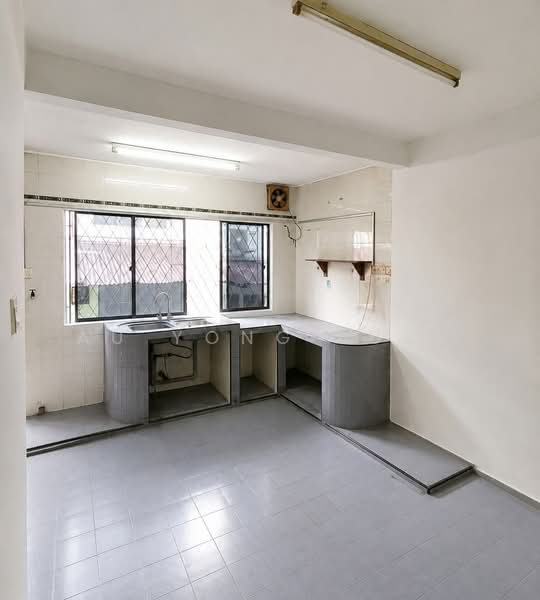 Rumah Teres 2-Tingkat untuk Dijual di Taman Johor Jaya (Johor Bahru) - Au Yong Lucy - Kitchen - PropertyGuru.com.my