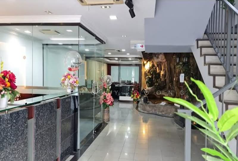 Shop / Office for Sale in Taman Daya (Kepong) - Anthony Foong - Lobby - PropertyGuru.com.my
