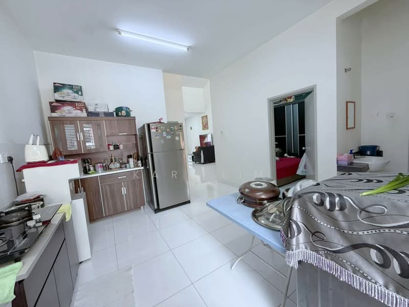 Rumah Teres 1-Tingkat untuk Dijual di Taman Pelangi Indah (Ulu Tiram) - Karl Lim - Kitchen - PropertyGuru.com.my