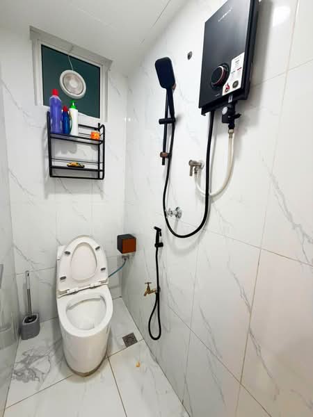 Condominium for Rent at Fairview Residence - Jerry Tan - Bathroom - PropertyGuru.com.my