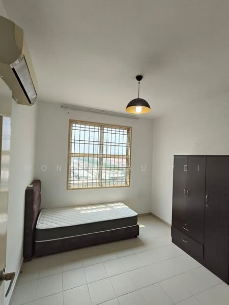 Apartment for Rent at Lake View Suites - Wong Shau Wei - PropertyGuru.com.my