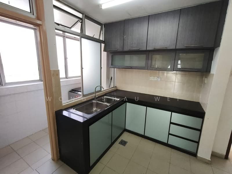 Apartment for Rent at Lake View Suites - Wong Shau Wei - PropertyGuru.com.my